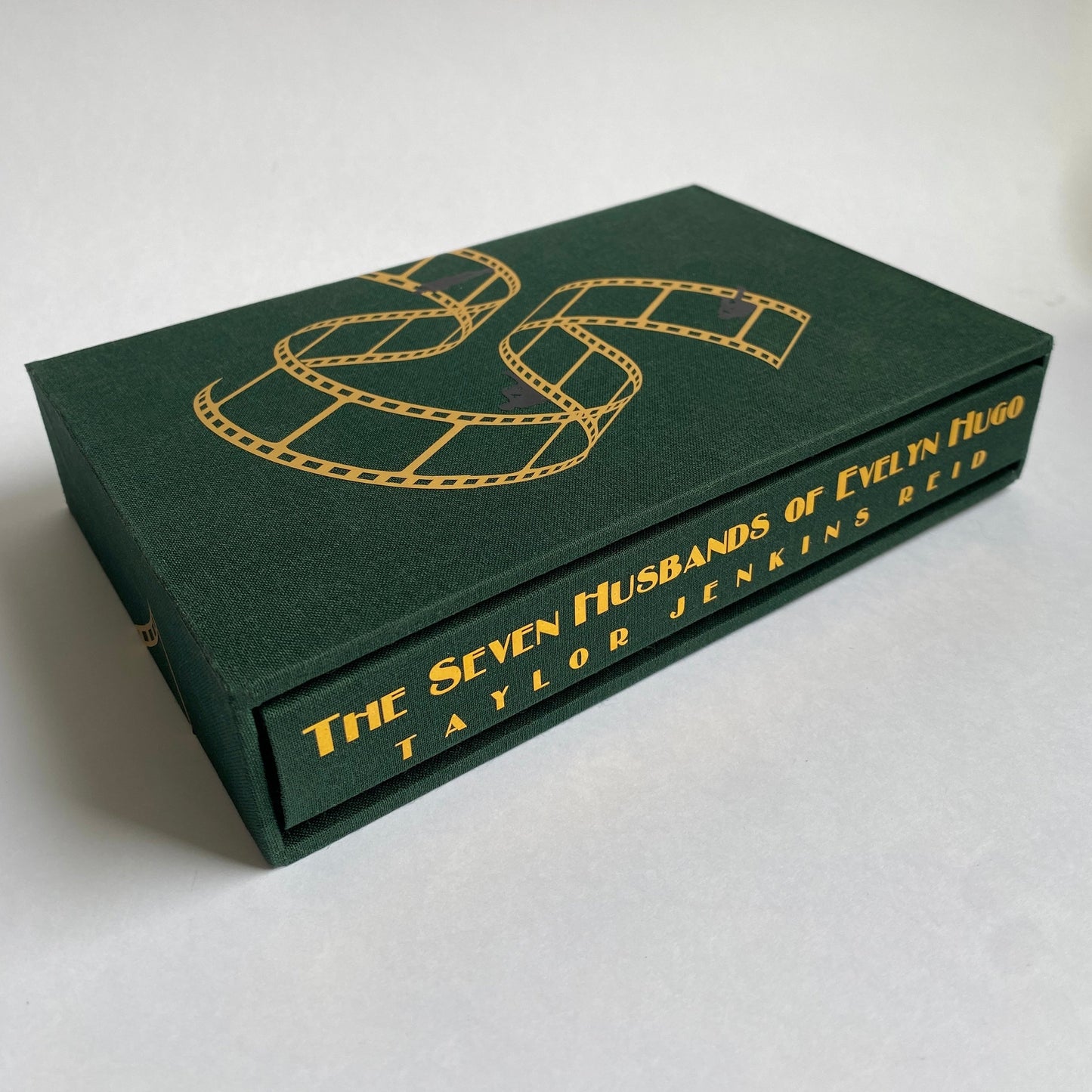 The Seven Husbands of Evelyn Hugo